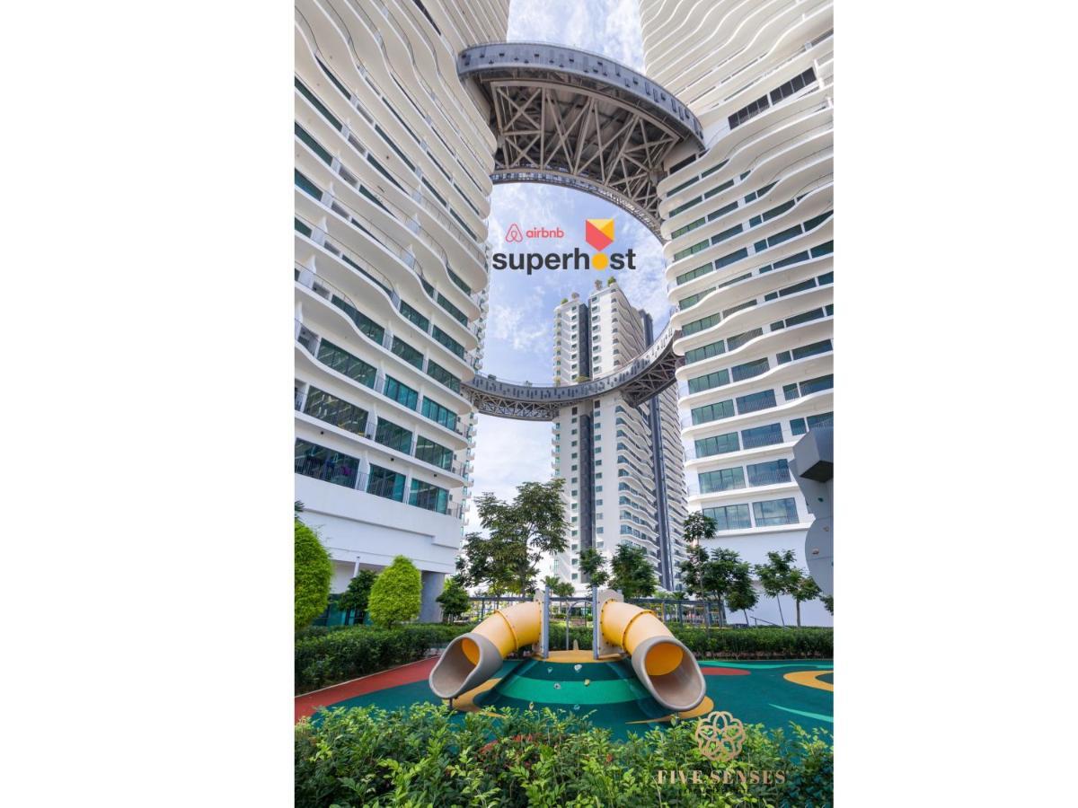 Datum Jelatek Sky Residence Klcc, Five Senses Куала-Лумпур Экстерьер фото
